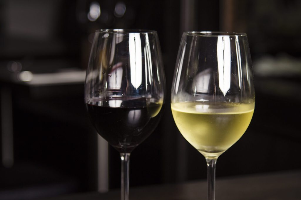 Two glasses of red and white wine
